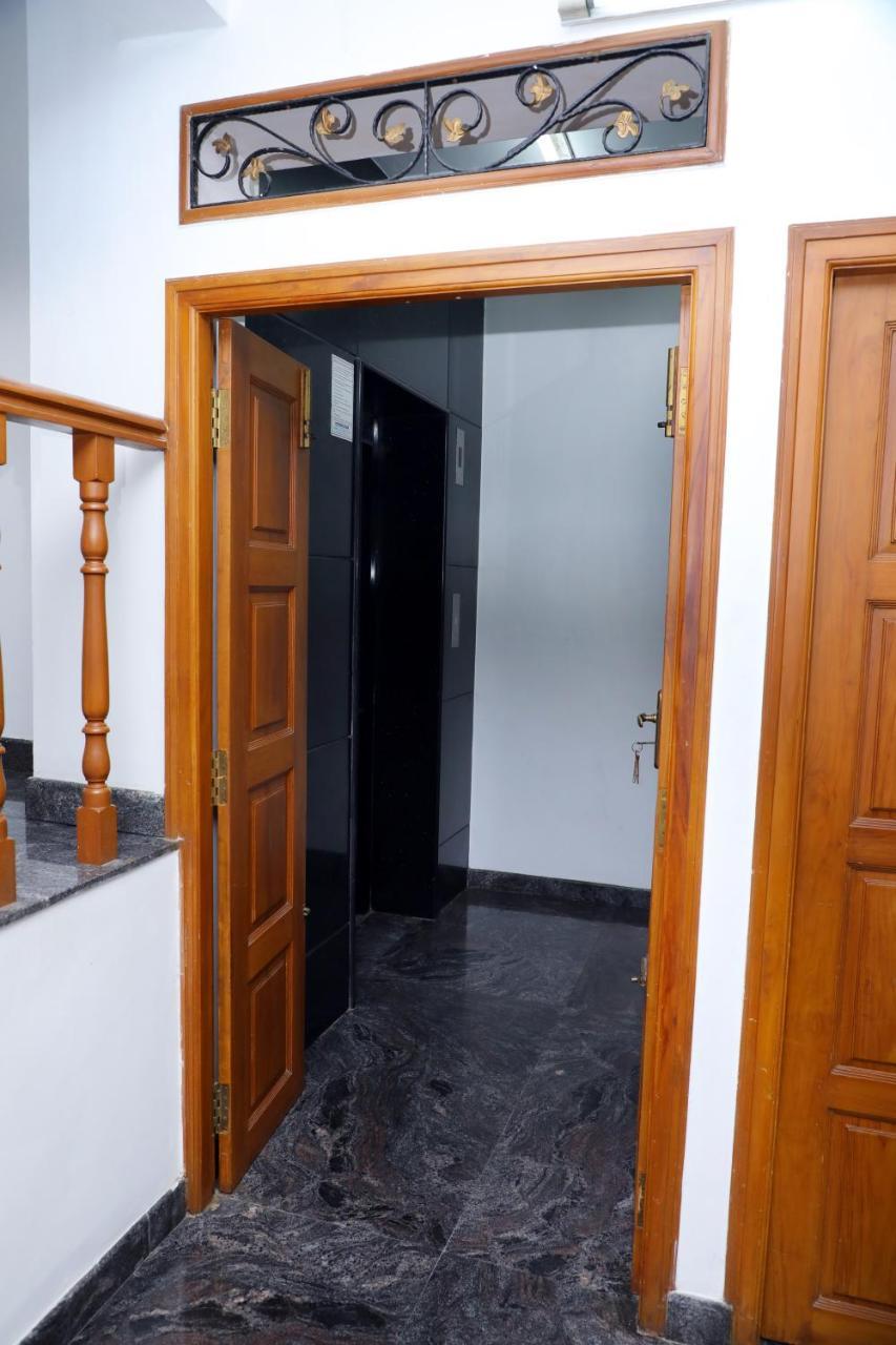 Rainbow House Luxury Rooms Chennai Exterior foto